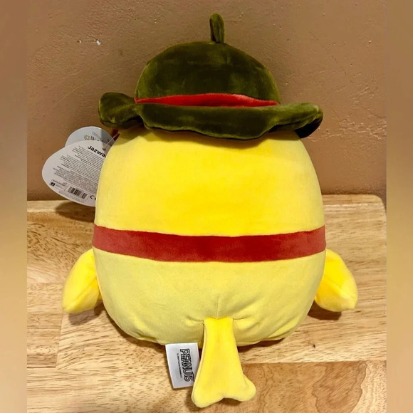 Brand new with tags 7.5” WoodStock Squishmellow from The Peanuts. Collectible - Picture 4 of 8